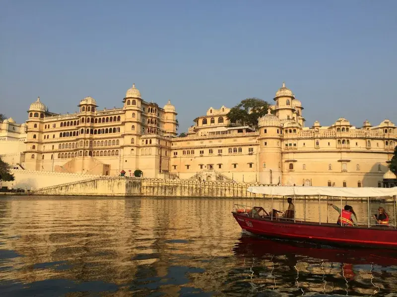 Udaipur evenings - Lake Pichola